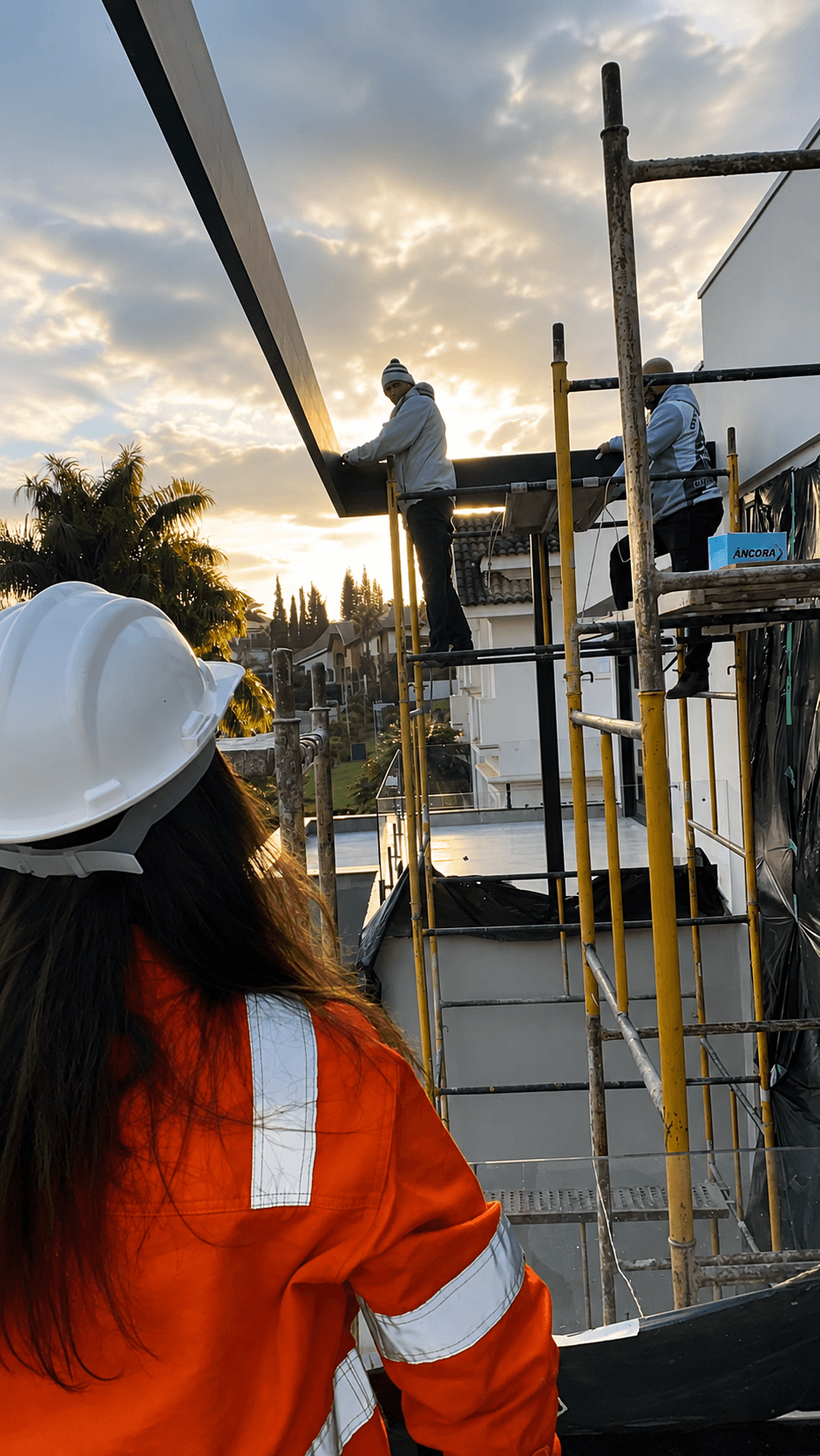 Acompanhamento técnico em obra da Rainha da Obra